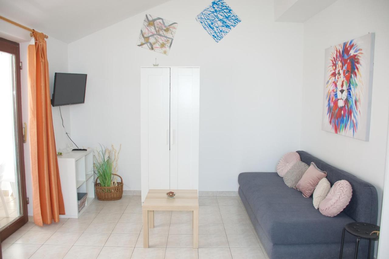 Apartments Summersong Novalja Eksteriør billede